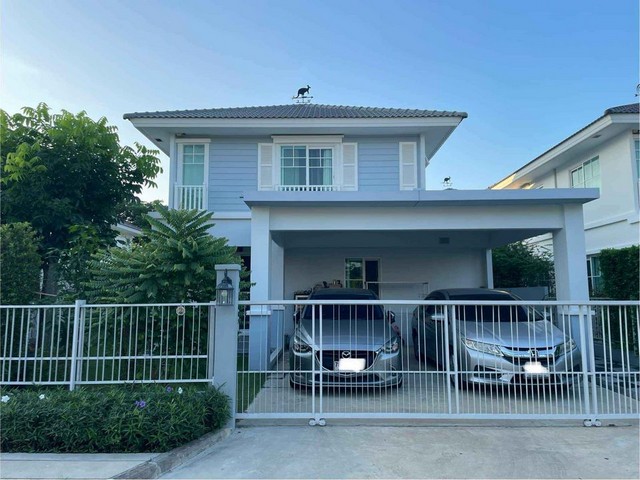 ขายบ้านเดี่ยวถนนตัดใหม่ศรีนครินทร์ – ร่มเกล้า,และ ทางคู่ขนานถนนกาญจนาภิเษก ใกล้ Airport Link ลาดกระบัง.สีวลี ศรีนครินทร์-ร่มเกล้า  