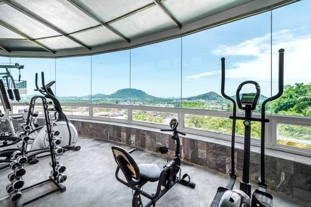 ขายโรงแรมวิวเมืองภูเก็ต โรงแรมฮิลล์ท็อป ภูเก็ต อ.เมืองภูเก็ต เนื้อที่โฉนด 4 ไร่