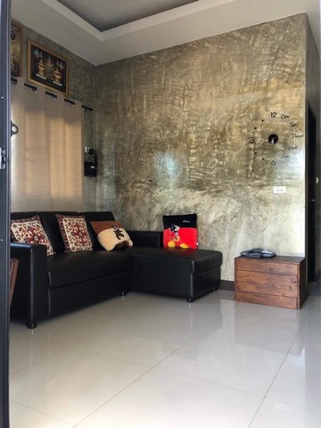 ขายบ้านเดี่ยวแถวสันกำแพง สไตล์โมเดิร์นกึ่งลอฟท์ บ้านสวย พื้นที่กว้าง