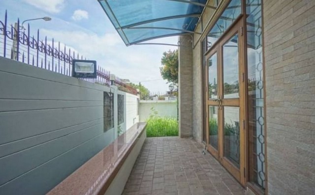 EPL-HS1070 ขายบ้านเดี่ยว 2 ชั้น ย่านตลิ่งชัน ถนนพุทธมณฑล สาย 1 หมู่บ้านมหาดไทย 1 ขนาด 101 ตรว 4 ห้องนอน 5 ห้องน้ำ แอร์ 9 ตัว