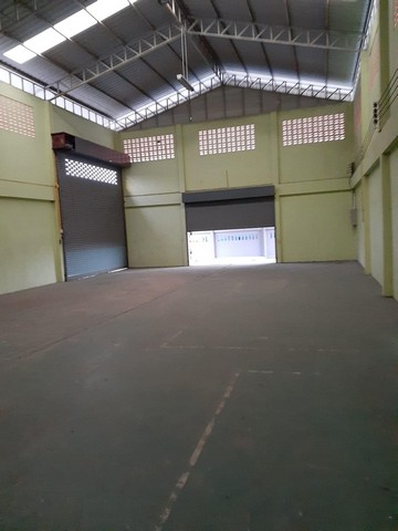 ให้เช่า โกดังและโรงงาน 240 ตร.ม ติดถนนกาญจนาภิเษก  ต.ตลองพระอุดม. อ.ลาดหลุมแก้ว. จ.ปทุมธานี