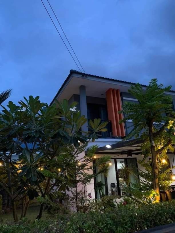 ขายต่ำกว่าประเมิน 2.7 ล้าน 44 ตรว. The Palm Garden 6 สันนาเม็ง สันทราย บ้าน 2 ชั้น พร้อมเฟอนิเจอร์ทั้งหลัง ใกล้เมือง เดินทางสะดวก