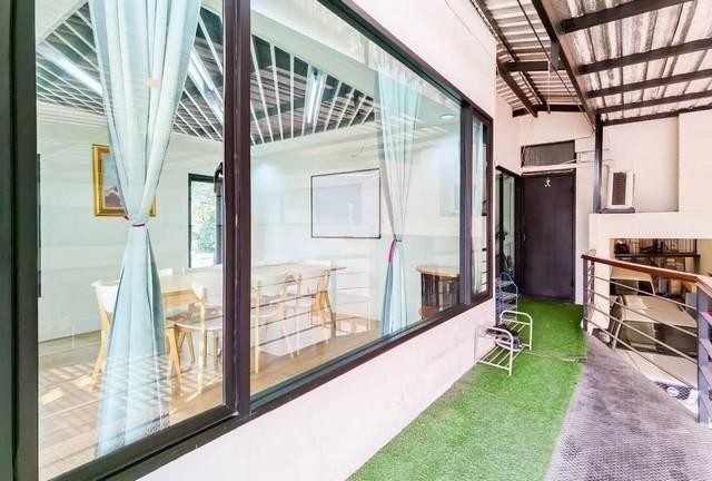 C4449 ให้เช่าโกดังพร้อมออฟฟิศ พื้นที่รวม 1,000 ตารางเมตร ซอยลาดพร้าว 41 หลังหัวมุม ใกล้ MRT สถานีภาวนา