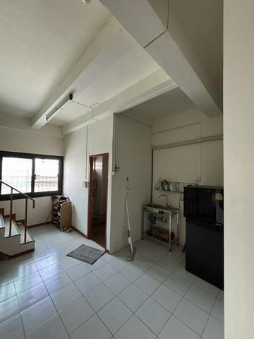 C4442 ให้เช่าอาคารพาณิชย์ 5 ชั้น ซอยสุขุมวิท 36 ใกล้ BTS ทองหล่อ เหมาะทำ โฮมออฟฟิศ, hostel, คาเฟ่, studio