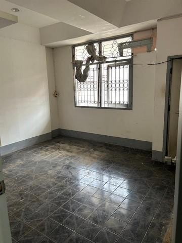 C4432 ให้เช่าบ้านเดี่ยว 3 ชั้น หลังมุม ถนนโชคชัย 4 ต.รวมโชค เช่าระยะยาวได้ ให้รีโนเวทได้