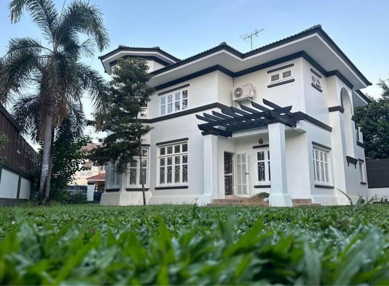 ให้เช่าบ้านเดี่ยว 2 ชั้น หมู่บ้านภัสสร1รังสิตคลอง3 ย่านคลอง3 ปทุมธานี เนื้อที่ 107 ตารางวา พื้นที่ใช้สอย 263 ตารางเมตร จำนวน 3 ห้องนอน