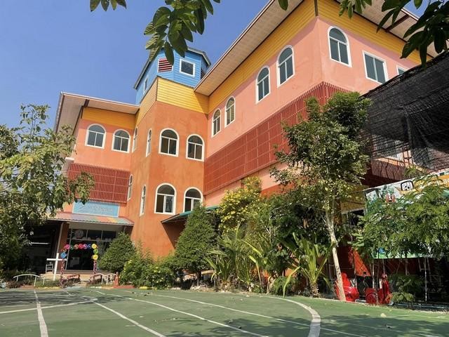C4406 ขายโรงเรียนพร้อมบ้านเนื้อที่ 1 ไร่ ย่านบางนา รามคำแหง 2  ใกล้ทางด่วน ใกล้เมกะบางนา