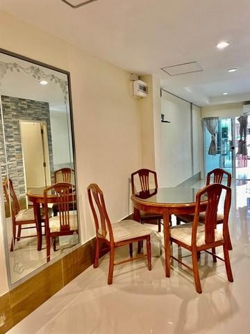 C4405 ให้เช่าทาวน์เฮ้าส์ 2 ชั้น ซอยบางนาตราด 56 ใกล้เซ็นทรัลบางนา เฟอร์นิเจอร์ครบพร้อมอยู่