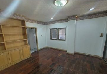 ขายบ้านเดี่ยว 2 ชั้น ซอยอารีย์สัมพันธ์ 4 ใกล้ BTS (ขายพร้อมผู้เช่า) 75 ตรว. 7 ห้องนอน