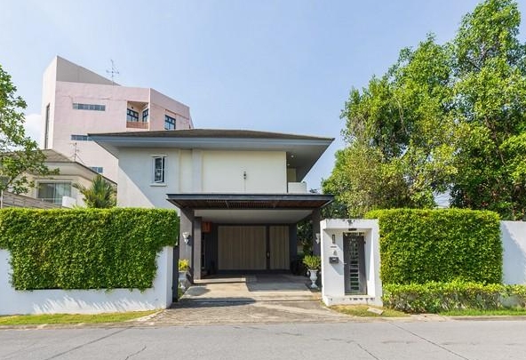  ขายบ้านเดี่ยว 2 ชั้น  โนเบิล ทารา พัฒนาการ พร้อมสระว่ายน้ำส่วนตัว เนื้อที่ 141 ตร.ว.