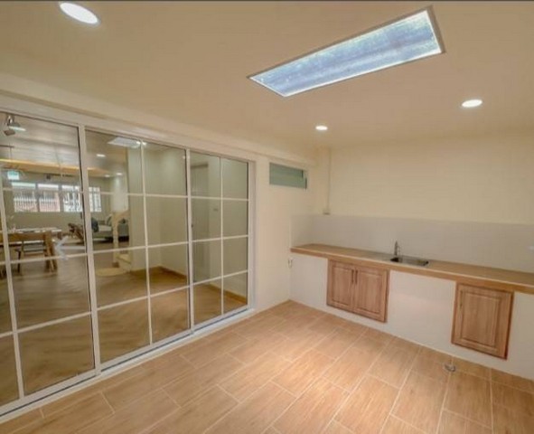 หมู่บ้านเพชรทวีสุข ซอยเพชรเกษม106 พิเศษ แถมเฟอร์ สุดหรู Brand ดัง