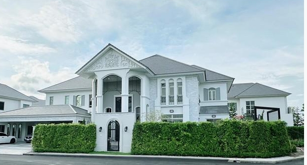 ขายบ้านเดี่ยวหรู 2 ชั้น  เพอร์เฟค มาสเตอร์พีซ พระราม 9 กรุงเทพกรีฑา แต่งสวย พร้อมเข้าอยู่