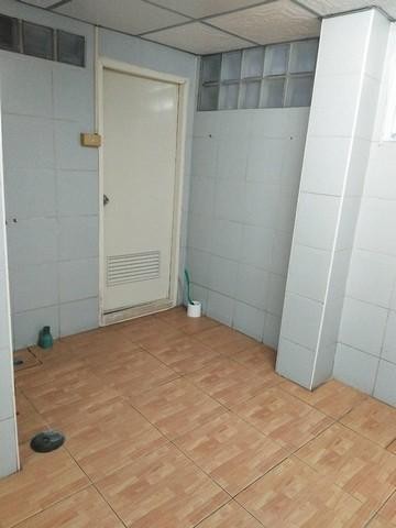 C4400  ให้เช่าพื้นที่ขนาด 54 ตรม. ในตึกแถว อยู่ในซอยสุขุมวิท 49 เดินทาง 5 นาทีจาก ทองหล่อ