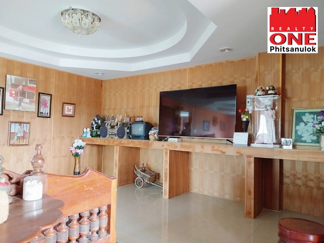 ขาย อาคารพาณิชย์สวยแปลงมุม 5 ชั้น 2 คูหา ทำเลทอง ติดถนนบึงพระจันทร์ ใกล้ รพ.พุทธฯ ตกแต่งภายในทุกชั้น พื้นที่ใช้สอยเหลือเฟือ