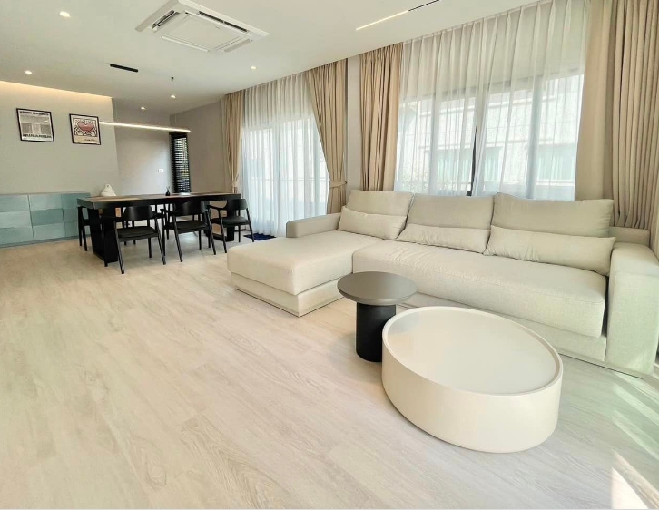 ให้เช่าบ้านเดี่ยว  Centro Bangna มี 4 นอน 4 น้ำ เนื้อที่ 55 ตรว