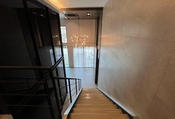 ให้เช่าอาคารสำนักงาน 5 ชั้น พื้นที่ 380 ตรม. เกษตรนวมินทร์ ถนนประเสริฐมนูกิจ ติดโรงเรียนเลิศหล้า จดทะเบียนบริษัทได้