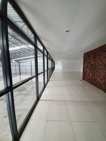 ให้เช่าโกดัง พื้นที่ 1,300 ตรม.พร้อมสำนักงาน ถนนรามอินทรา