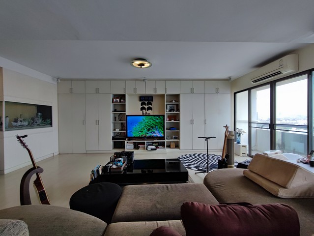 คอนโดพหลโยธินเลอจาร์ดีนยังเพลส Le Jardin young place มุม ชั้น 14 พท 150 ตรม 2 นอน 3 น้ำ  บิ้วอิน