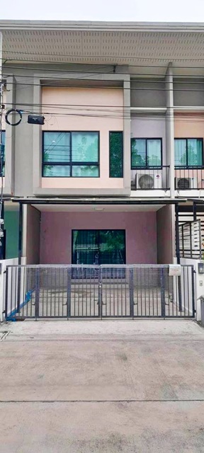 ให้เช่าทาวน์โฮม 2ชั้น  22ตรว.โลตัส ประชาอุทิศ พลาซ่า ตลาดประชาอุทิศ90 155ตรม. 13,498B-M 2นอน 3น้ำ 2จอดรถ 3แอร์ Lotus Pracha Uthit90 Plaza. Market 2-story townhome for rent 22sq.wa. 155sq.m. 13,498B-M Pracha Uthit 90 2bed 3bath 2parking 3A/C ซ.วัดคลองสวน ถ.ประชาอุทิศ 90 ตำบลในคลองบางปลากด อำเภอพระสมุทรเจดีย์ สมุทรปราการ 10290หันหน้าทิศเหนือ20ตรว.                    20sq.wa.150ตรม.                          150sq.m.-  ห้องนอนใหญ่มีชั้นลอย- หน้าบ้านไม่ชนเพื่อนบ้าน - โครงการอยู่ติดถนนใหญ่2 ห้องนอน  3 ห้องน้ำ1 �