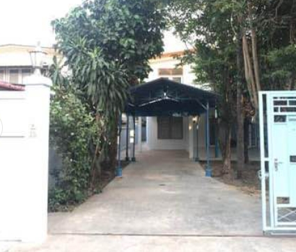 ให้เช่าบ้านเดี่ยว เฉลิมพระเกียรติ ร9ซอย9 เนื้อที่  77 ตรว 2 ชั้น 3 นอน 2 น้ำ