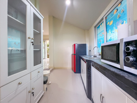 ประกาศขายบ้านเดี่ยว 3 ห้องนอน พร้อมมีผู้เช่ารายได้สูง ต่อเดือน ตกแต่งครบแถมฟรี ต.ตลิ่งงาม เกาะสมุย สุราษฎร์ฯ ใกล้ตลาดสดสีฟ้า