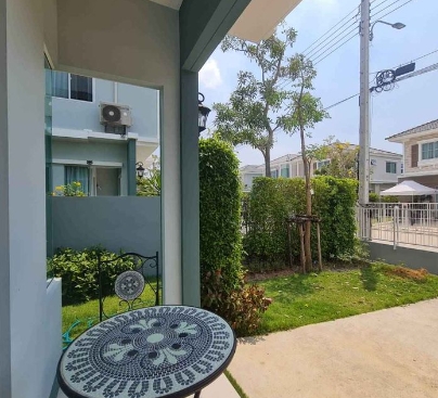 ให้เช่าและขาย หมู่บ้านวิลลาจิโอ้ บางนา-เทพารักษ์  เนื้อที่ 35 ตรว มี 3 นอน 2 น้ำ