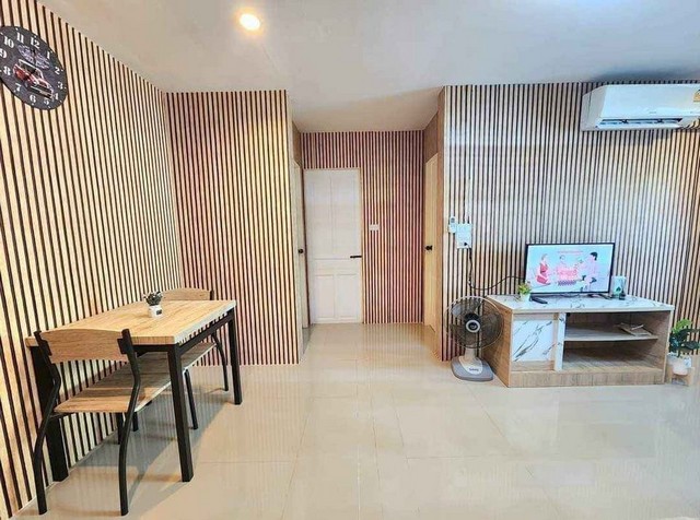 ปล่อยเช่าทาวน์เฮาส์ทั้งหลัง ตรงข้ามโรงพยาบาลหางดงพร้อมเฟอร์ ห่างถนนใหญ่เพียง 500 เมตร ใกล้ตลาดสดหางดง กาดฝรั่ง โรงเรียนนานาชาติต่าง