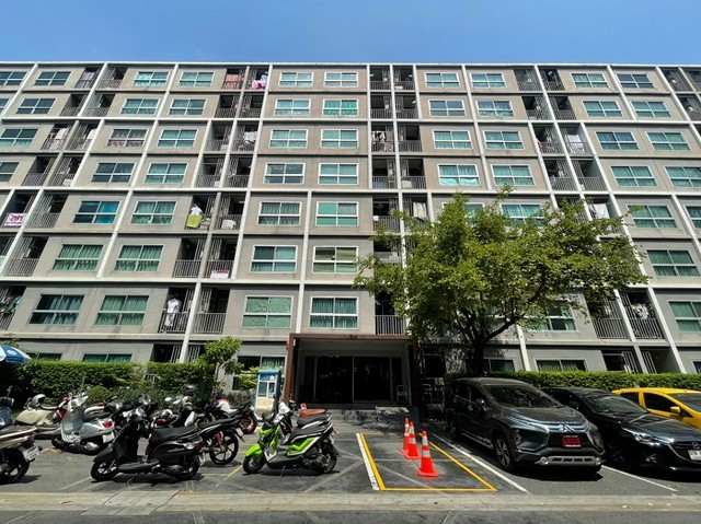   รายละเอียดเพิ่มเติม Code ID : AT 0711  ราคาขาย  1,852,500 บาท- พื้นที่ใช้สอย :   29.03 ตร.ม.- จำนวนห้อง :  1 ห้องนอน 1 ห้องน้ำ  - ชั้นที่้ : 6      - อาคาร : A พิกัดทรัพย์ : https://maps.app.goo.gl/t5Q3ihNkSskCWEZv9    สถานที่ใกล้เคียง- ใกล้ห้างสรรพสินค้า เดอะมอลล์- ใกล้รามคำแหง,  - ใกล้ห้างสรรพสินค้า บิ๊กซี, - ใกล้ ฟู้ดแลนด์,รพ. สมิติเวช ศรีนครินทร์  สอบถามเพิ่มเติม/นัดชมโทร. 097-419-5982(พลอย)โทร. 096-932-4624(ออมสิน)Line : @panaya (มี@ด้านหน้า)ปรึกษาสินเชื่อฟ