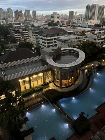 สนใจติดต่อ: โดม รัชดา โทร: 065-586-9872ไลน์ไอดี: giantmw หรือ @yem0202n.ขายถูกคอนโดหรู 1 นอน 1 น้ำ พ.ท. 45.48+เฟอร์ (วิวสวน & สระว่ายน้ำ)” โครงการริธึ่ม รัชดา (ติด MRT รัชดา), 3.92 ล้านบาท.ชื่อโครงการ: ริธึ่ม รัชดา คอนโดมิเนียม (Rhythm Ratchada Condominium) .เจ้าของโครงการ: บริษัท เอพี (ไทยแลนด์) จำกัด (มหาชน).ทำเลที่ตั้ง: ถนนรัชดาภิเษก (ซอยรัชดาภิเษกระหว่าง 24 และ 26) แขวงสามเสนนอก เขตห้วยขวาง กรุงเทพ (ติด MRT รัชดาภิเษก Exit 4) .ราย