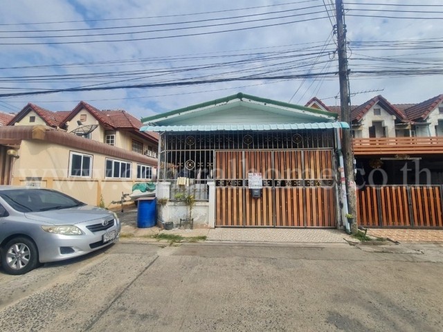 รหัสทรัพย์  5103ทาวน์โฮม วงศกร1 ใกล้ตลาดวงศกร สายไหมที่ตั้ง แขวงลาดสวาย เขตลำลูกกา สายไหม 12150รายละเอียดทรัพย์- ทาวน์โฮม 2 ชั้น, ขนาดพื้นที่ 36 ตารางวา, ขนาดพื้นที่ใช้สอย 120 ตารางเมตร- 3 ห้องนอน, 2 ห้องน้ำ, 1 ห้องนั่งเล่น, 1 ห้องครัว, 1 ที่จอดรถสถานที่และทำเลใกล้เคียง- เชื่อมต่อถนนสายไหม ถนนหทัยราษฎร์ ถนนวัชรพล- รร.นวมินทราชินูทิศ เบญจมราชาลัย- รร.สารสาสน์วิเทศสายไหม- แฟชั