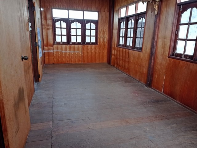 ขาย บ้านพักอาศัยครึ่งตึกครึ่งไม้ 2 ชั้น ต.บ้านเล่า อ.เมืองชัยภูมิ จ.ชัยภูมิ  PAP3-0472