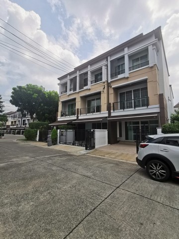 POR3810 ขายทาวน์โฮม บ้านกลางเมือง เกษตร – นวมินทร์ BAAN KLANG MUANG KASET ใกล้ช็อคโกแลตวิลล์ รร.บดินทร์เดชา 2 ตลาดปัฐวิกรณ์