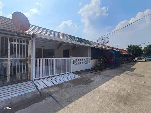 ขาย ทาวน์โฮม บ้านบัวทอง 4 72 ตรม. 18 ตร.วา พร้อมตกแต่ง รีโนเวท