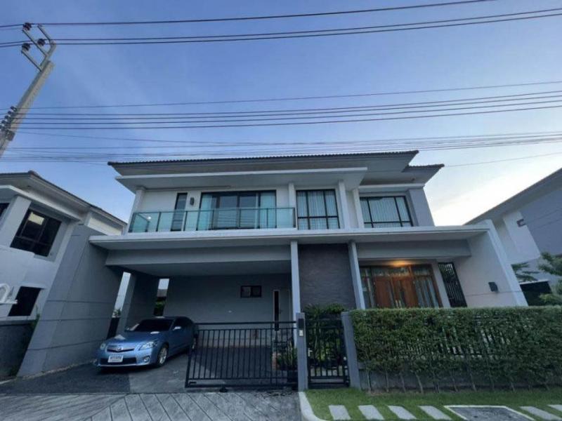 CH968 ให้เช่าบ้านเดี่ยว ขนาดใหญ่ ย่านราชพฤกษ์ ซอยสวนผัก ขนาด 4 นอนตบแต่งเสร็จThe city ราชพฤกษ์-สวนผัก มีพื้นที่ข้างบ้าน เหมาะกับการอยู่เป็นครอบครัวใหญ่  สนใจ ติดต่อชาญครับ 094-5695997 ครับราคาปล่อยเช่า 75,000 บาทต่อเดือน ลดจาก 80,000ค่าประกัน 2 เดือน ล่วงหน้า 1 เดือน ***ไม่อนุญาตเลี้ยงสัตว์***รายละเอียด (แบบบ้าน Spacious )- ขนาดบ้าน 82.4 ตร.ว พื้นที่ใช้สอย 309 ตร.ม- 4 ห้องนอน 5 ห้องน้ำ (มีห้องสำหรับผู้ส