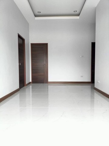 ขายด่วนบ้านสร้างเสร็จพร้อมอยู่บนที่ดินเนื้อที่ 60 ตารางวา ตำบลสันปูเลย อำเภอดอยสะเก็ด จังหวัดเชียงใหม่