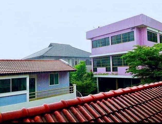 C4451 ขายที่ดินพร้อมบ้าน 3 หลัง เนื้อที่ 331 ตรว. ถนนสุขุมวิท 62 ใกล้ BTS บางจาก ใกล้ทางด่วนสุขุมวิท 62