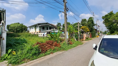 ที่ดิน 101 ตร.ว. ถ.กาญจนาภิเษก แขวงบางพรม เขตตลิ่งชัน กรุงเทพ