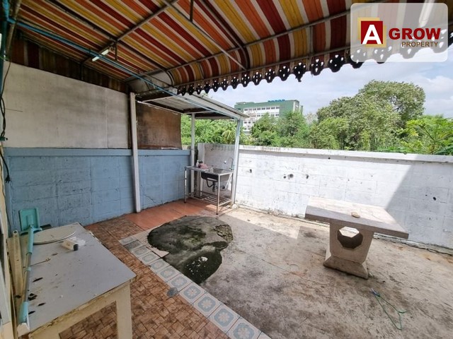 ม. ทรัพย์มงคล2   ถนนแรพกษาซอย7   เดินทางสะดวก  บ้านหลังใหญ่ครัวกว้างมาก