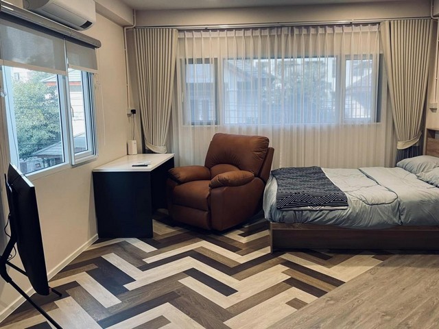 PO311 ขาย ทาวน์โฮม สุขุมวิท 71 ปรีดี 20 เป็นซอยตัน เงียบสงบ ใกล้ BTS พระโขนง ห้องมุม 33 ตรว. 200 ตรม.