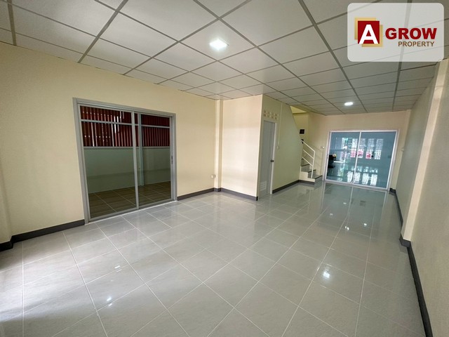 ม.วิเศษสุขนคร16  หลังมุม ซอยประชาอุทิศ90  บ้านรีโนเวทใหม่พร้อมอยู่