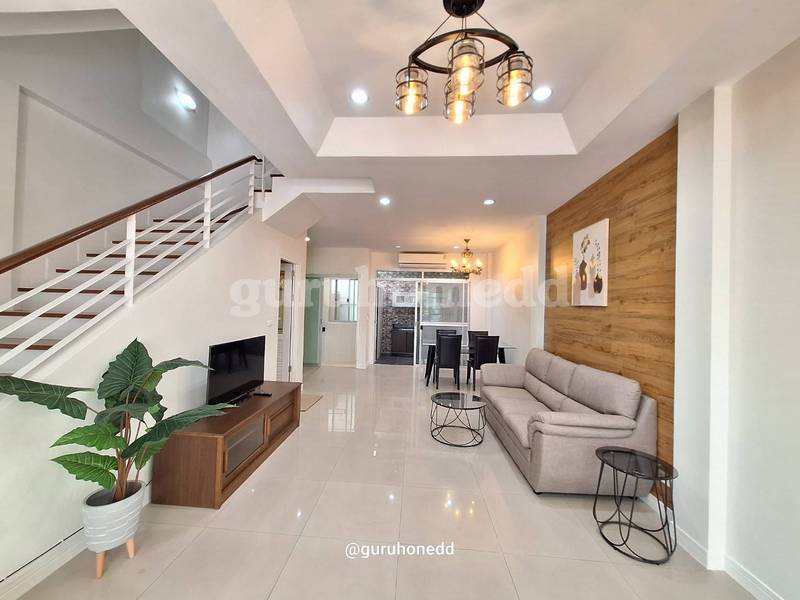 ghd000114R ให้เช่าทาวน์โฮม 3 ชั้น บ้านกลางเมือง เออร์บาเนี่ยน ศรีนครินทร์ สามารถจดทะเบียนบริษัทได้