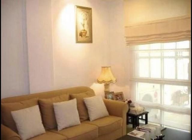 PB3821 ให้เช่า ทาวน์โฮม 3 ชั้น ซอย ลาดพร้าว 71 ทำเลใกล้ MRT สถานีลาดพร้าว71