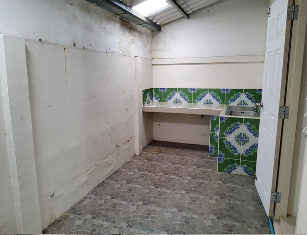 ขายแฟมิลี่ ซิตี้ พานทอง 2 ต.มาบโป่ง อ.พานทอง จ.ชลบุรี PSC00385