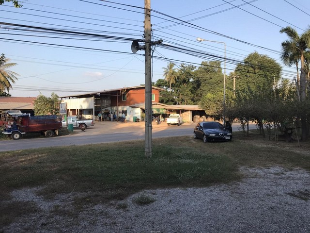 ขายอาคารพาณิชย์      แม่วงก์  นครสวรรค์ (PAP-7-0104)