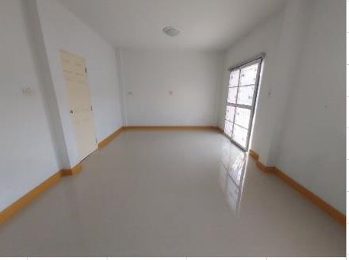 ขายทาวน์เฮาส์ หมู่บ้านฟ้าใสวิลล์ ชลบุรี พานทอง PCI06671