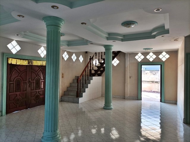 ขายบ้านครึ่งตึกครึ่งไม้  เก้าเลี้ยว นครสวรรค์ (PAP-1-0239)