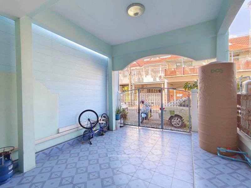 LM23-0423 ขายทาวน์เฮ้าส์ 2 ชั้น พูนสินธานี1 เทอเรส เคหะร่มเกล้า64 ขนาด 16 ตรว 2นอน 2น้ำ ใกล้ ถ.รามคำแหง-ราษฎร์พัฒนา