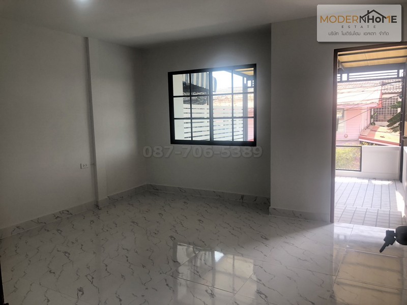 ขาย ทาวน์เฮ้าส์ หทัยราษฎร์23 หทัยราษฎร์ตอนต้น  17 ตรว.