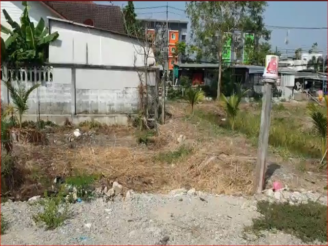 PZ206 : ขายที่ดินแบ่งขาย ตรว.ละ 28,000 ซอยพหลโยธิน 54/1แยก 6-10 ห่างจาก BTS พิพิธภัณฑ์กองทัพอากาศ 1.72 กม. แขวคลองถนน เขตสายไหม กรุงเทพมหานคร **รายละเอียด*ที่ดินแบ่งขาย  4 แปลง  (ตรว.ละ  28,000 บ)(1)  แปลงที่ 1  เนื้อที่  47 ตรว.   ขนาดที่ดิน (11.5 ม x 16 ม)  ราคาขาย   1,200,000 บาท**จุดเด่น**-ที่ดินขายถูกเพียงตารางวา 28,000 -ที่ดินตั้งอยู่ในซอยพหลโยธิน 54/1แยก 6-10 -ห่างจาก BTS พิพิธภัณฑ์ดองทัพอากาศ  เพียง 1.72 กม. -เหมาะทำที่พักอา