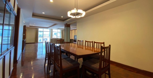 ให้เช่าคอนโด 3 ห้องนอน ที่ Grand Ville House 1 (แกรนด์ วิลล์ เฮ้าส์ 1) ใกล้ BTS พร้อมพงษ์